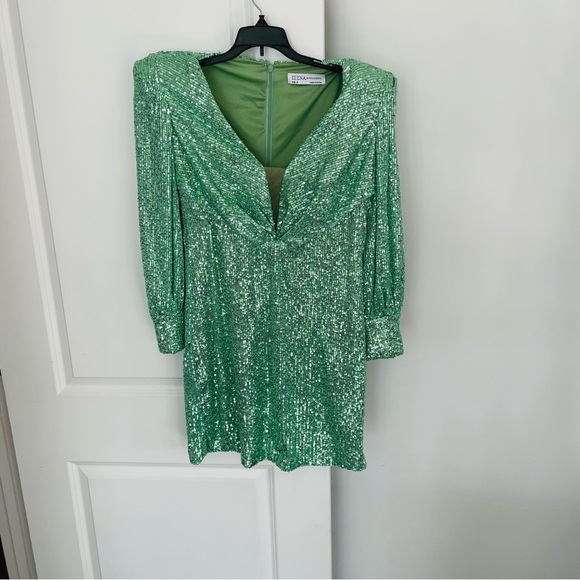 Ieena for Mac Duggal Green Sequined Mini Dress Bishop Sleeve Size 12 - Picture 3 of 16